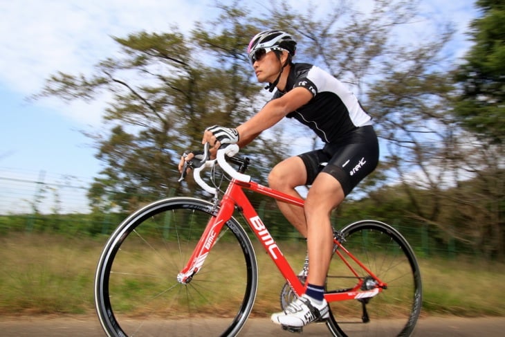 BMC granfondo GF02 振動吸収性能とダイレクトな乗り味を兼備